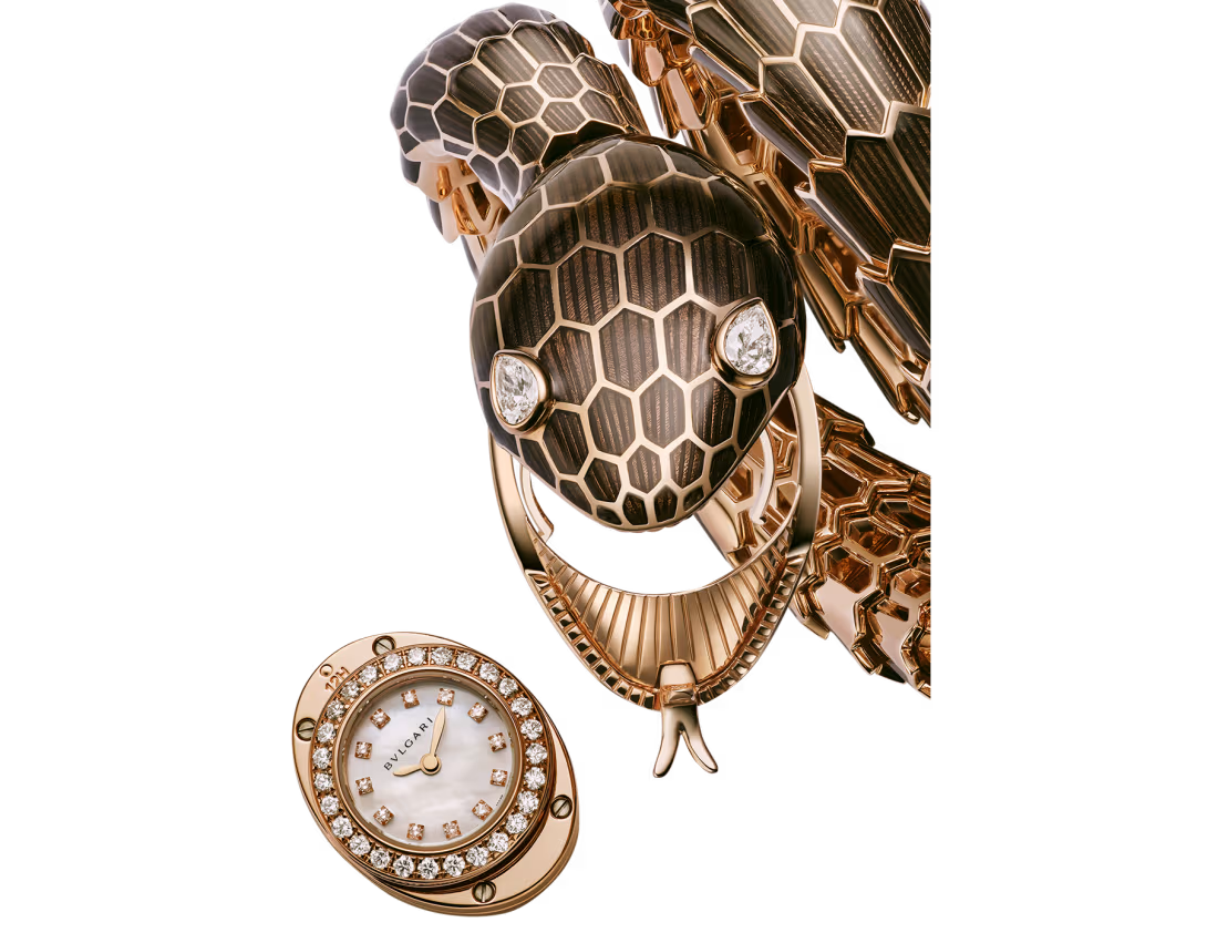 Noble Legacy People Attraction Watch M69s