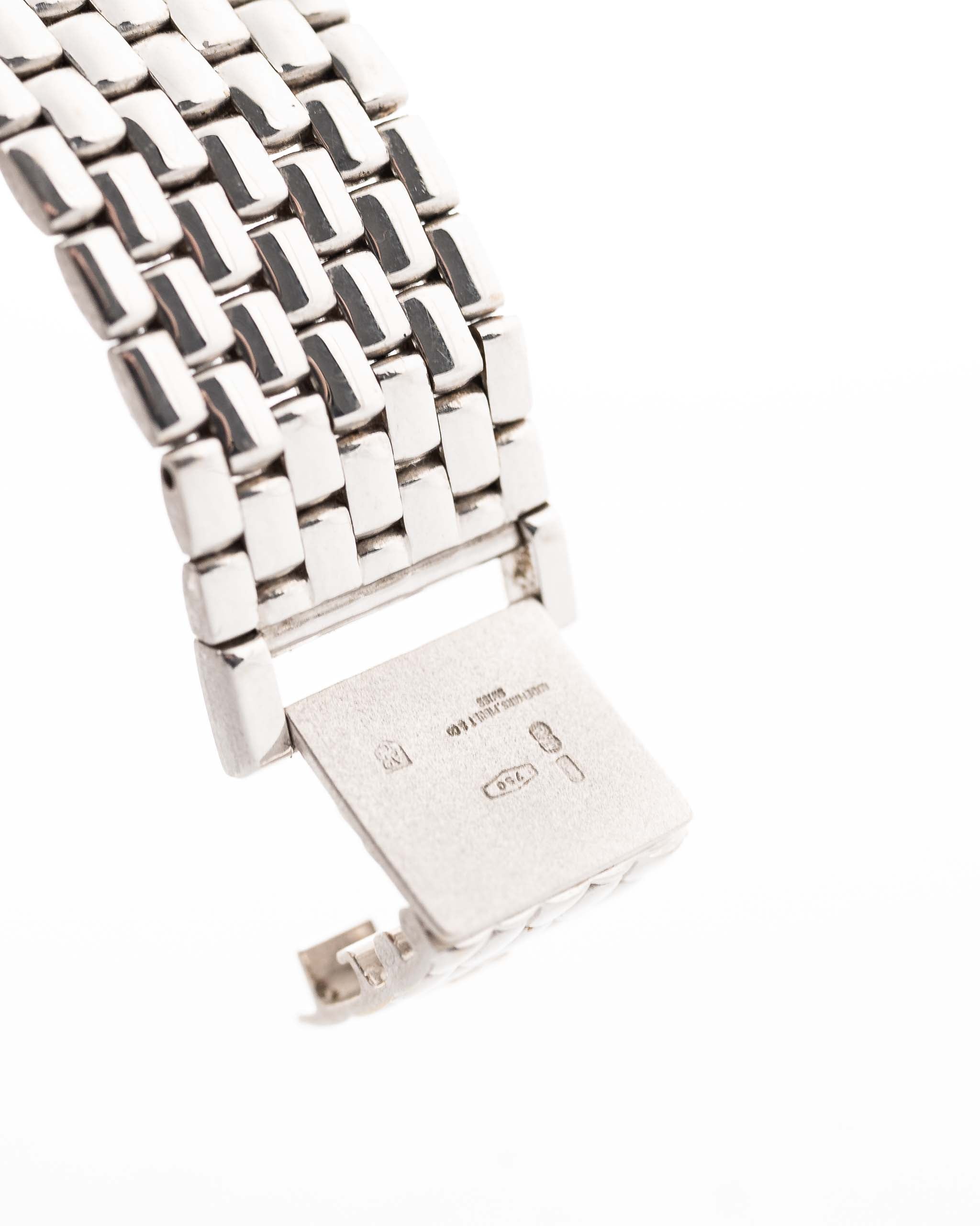 Classic  Mystique Allure Only Available Here In India 🇮🇳 (7-A Quality)