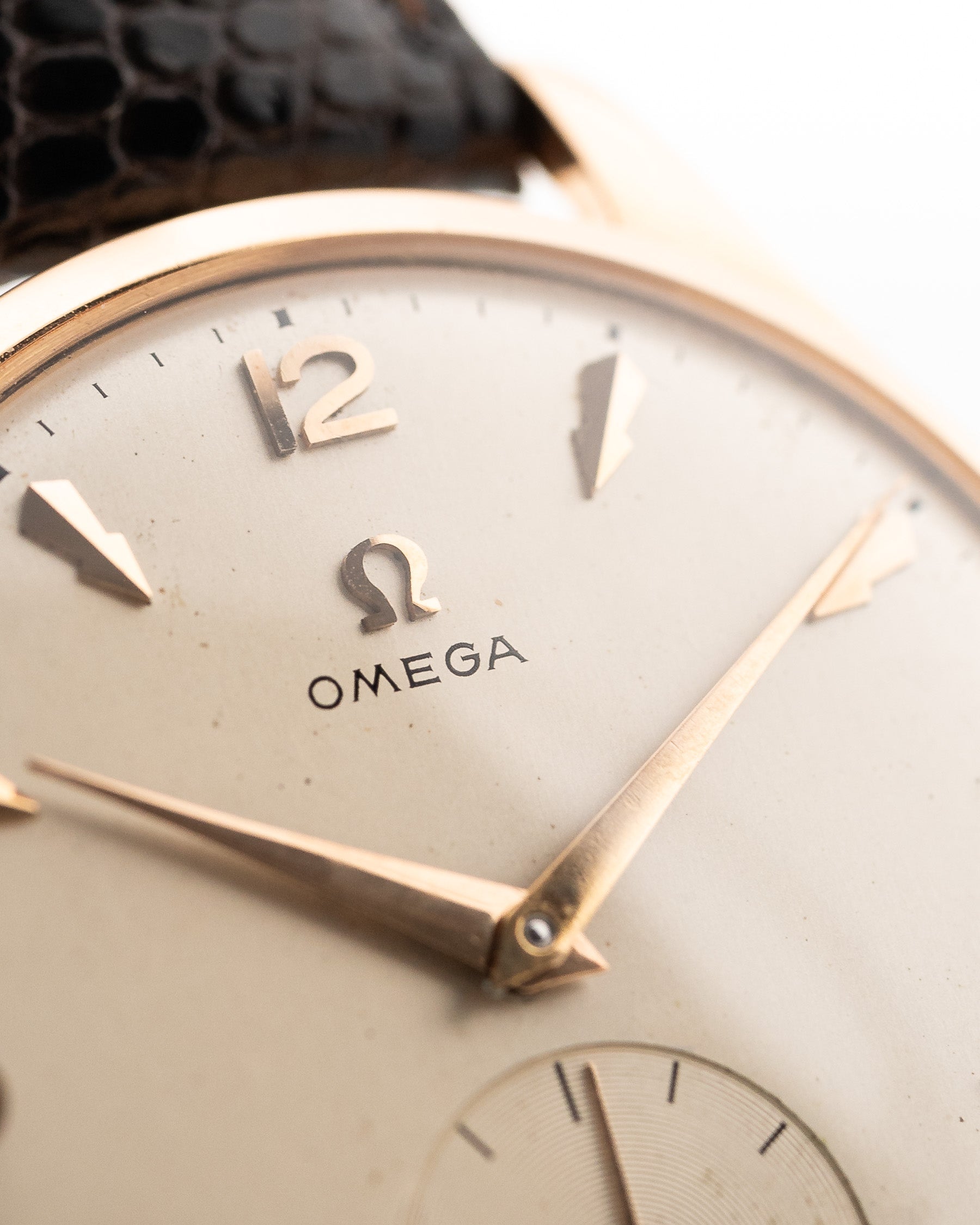 Royal Vintage Caliber White Moon G64s