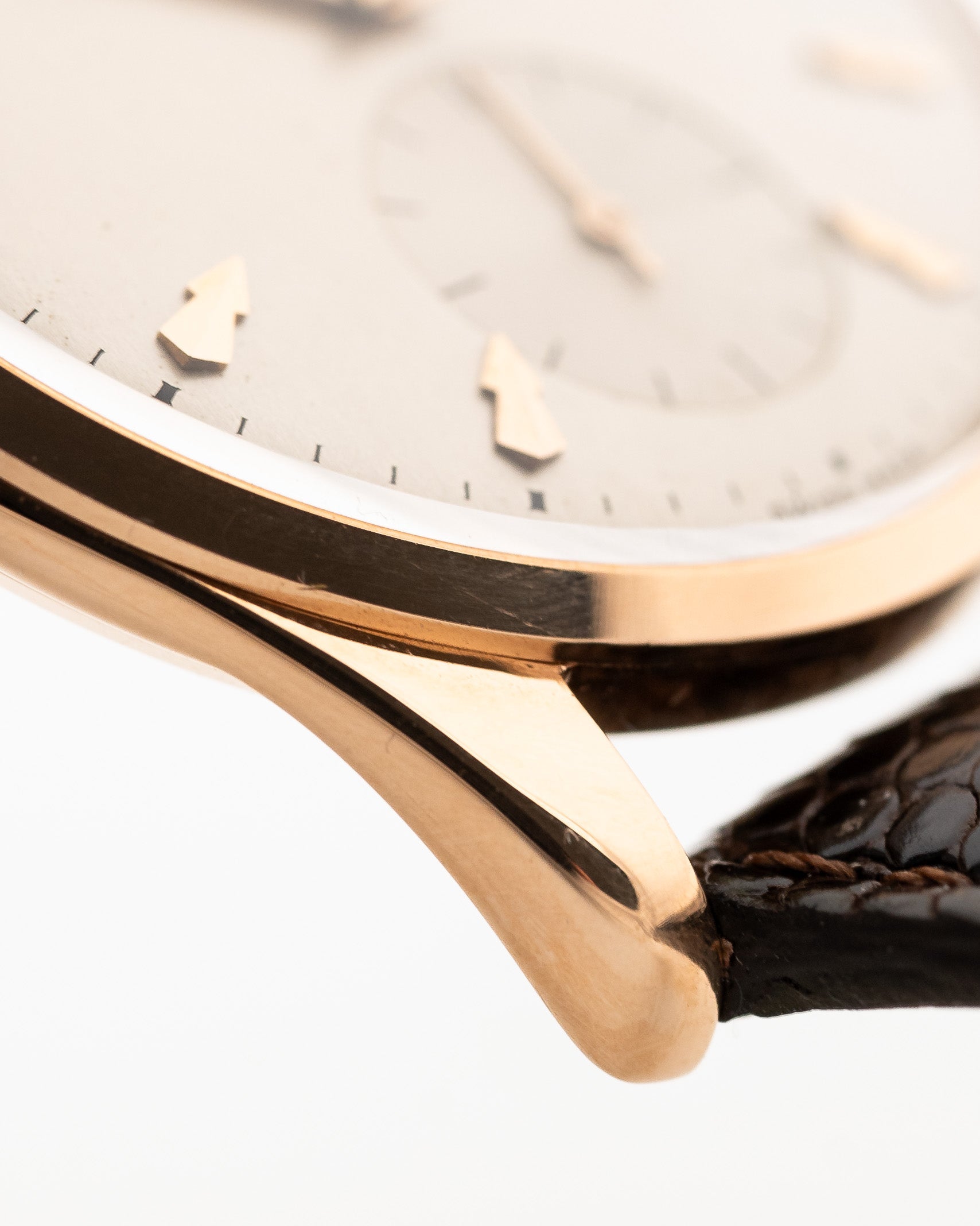 Royal Vintage Caliber White Moon G64s