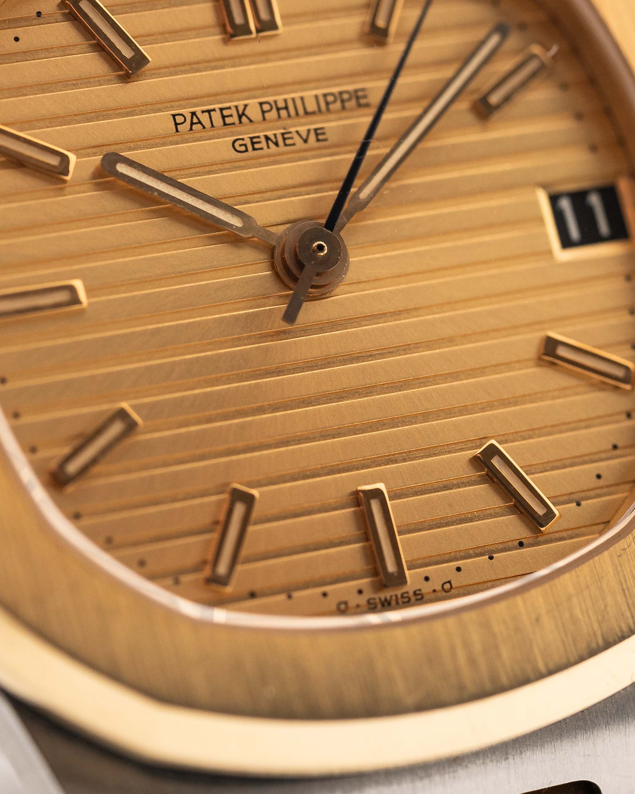 Royal Golf Shield Classic Premium Look Gold Wood G69s Only available Here