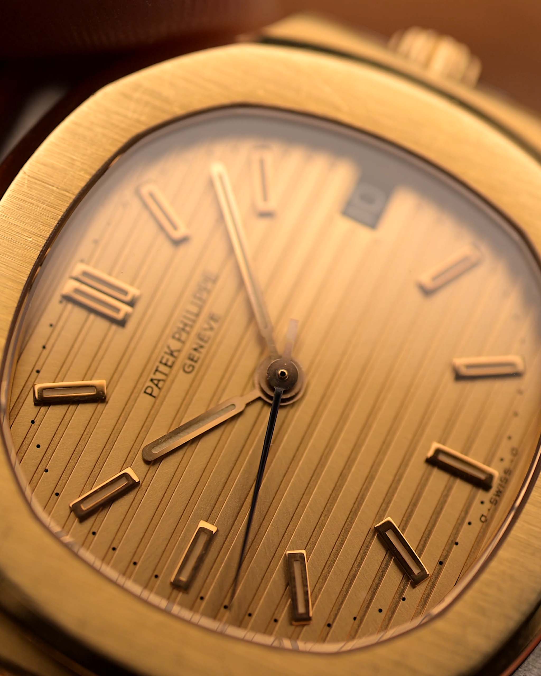 Royal Golf Shield Classic Premium Look Gold Wood G69s Only available Here