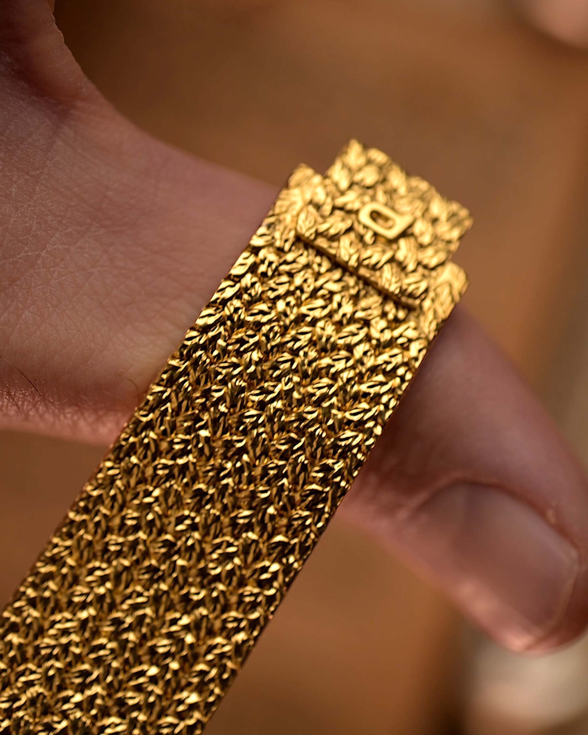 Vintage Premium  Onyx G65s Unique & People Attraction Gold & White Diamond Addition