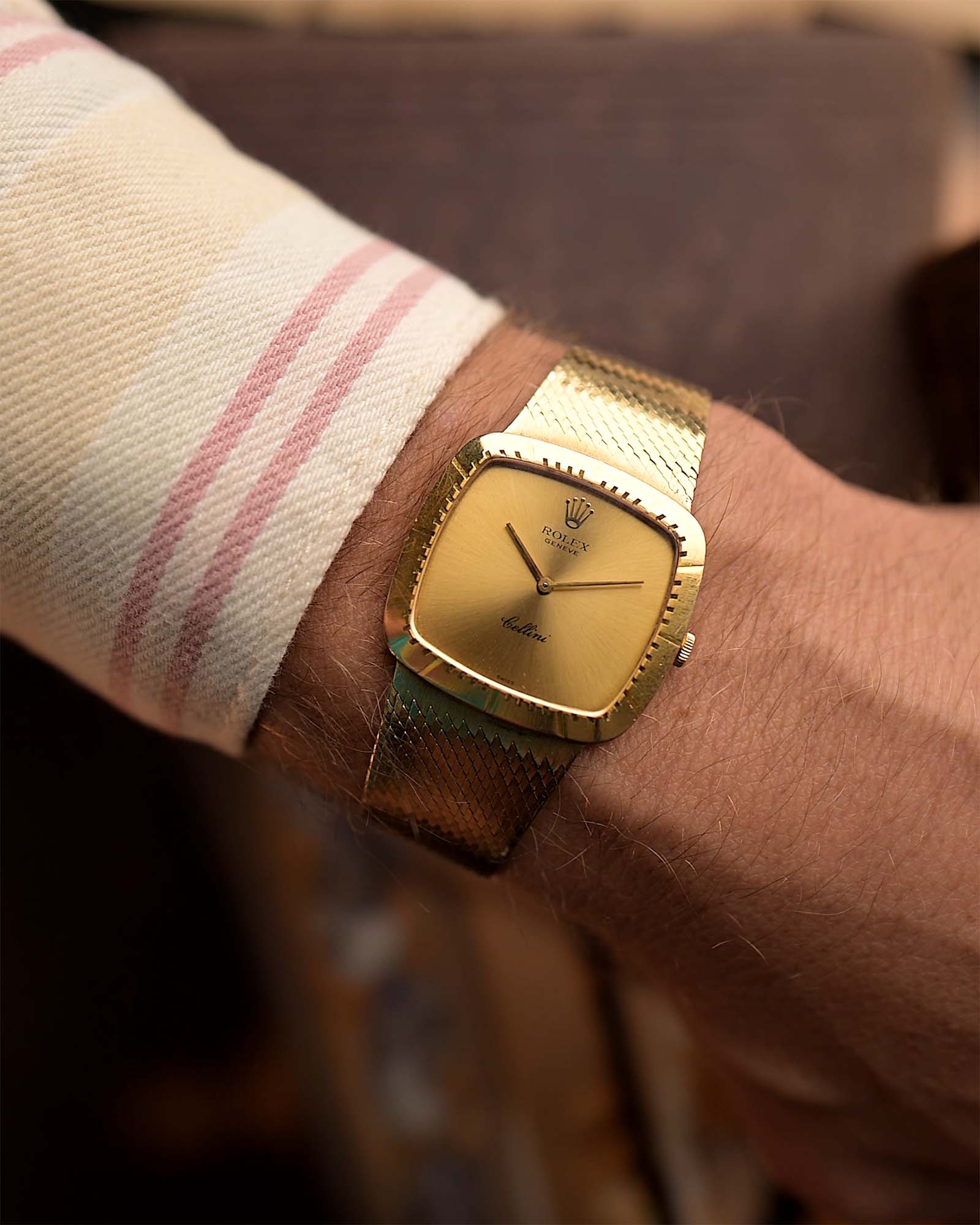 Royal Gemas 18k Gold Premium Look G69s (7-A Quality)Only available In India Here