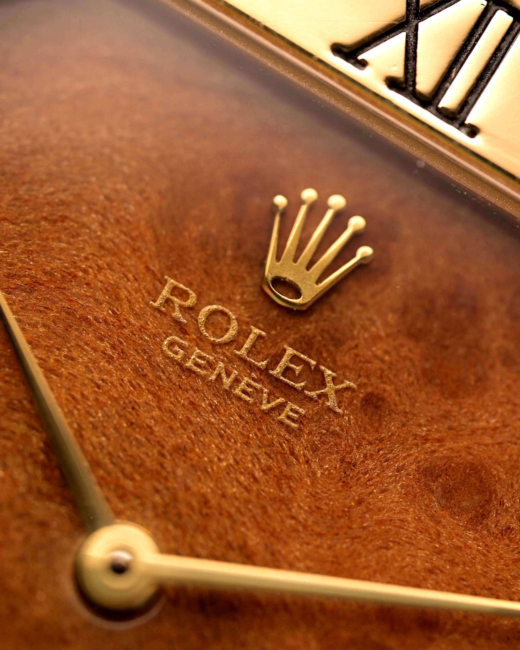 Royal Graceful Charm G779s Wood Dial Only Available Here In India 🇮🇳 (7-A Quality)