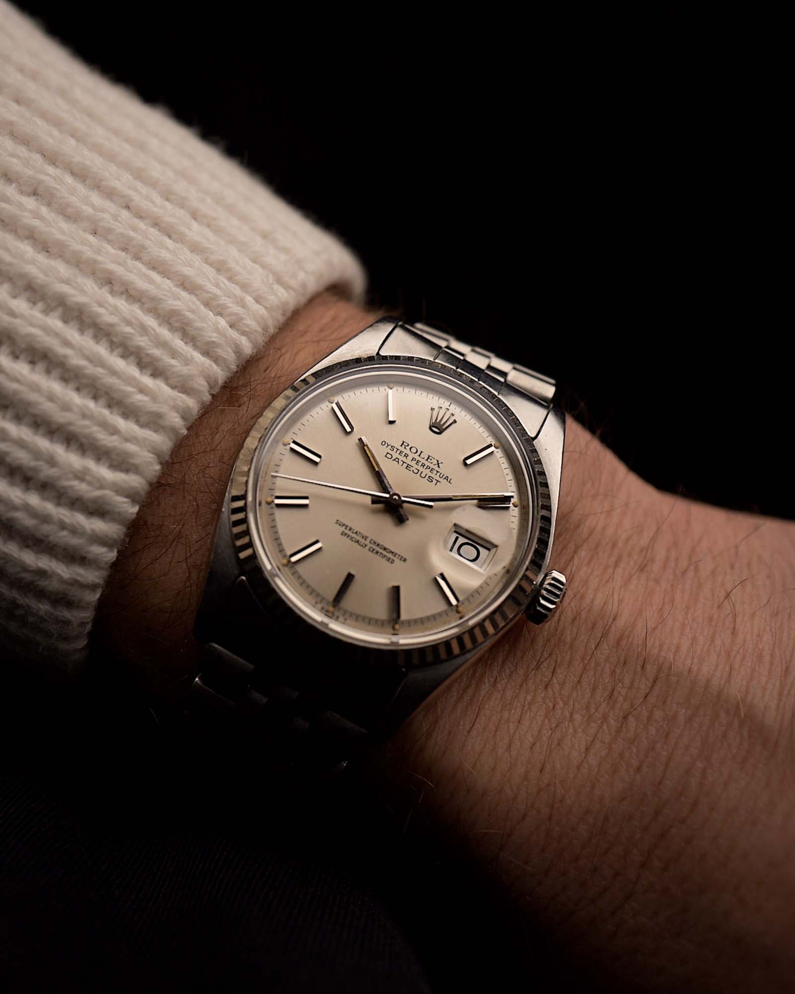 The Gilded Crown Unique & People Attraction