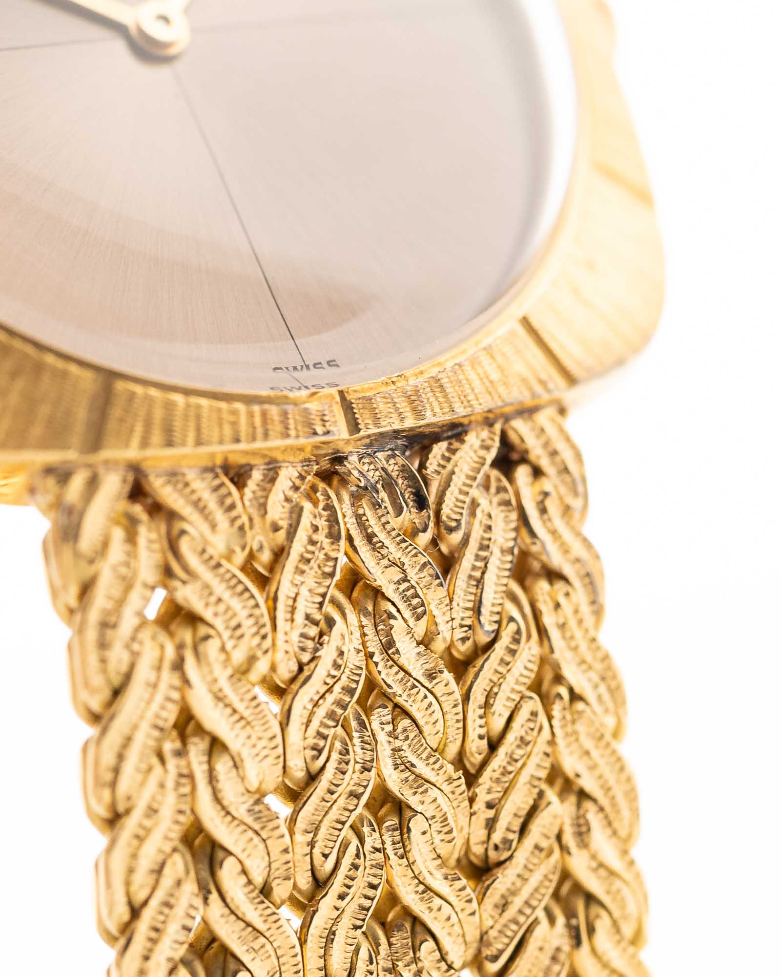 The Rare Caliber 24k Gold Addition With Unique Design ( People Attraction) p