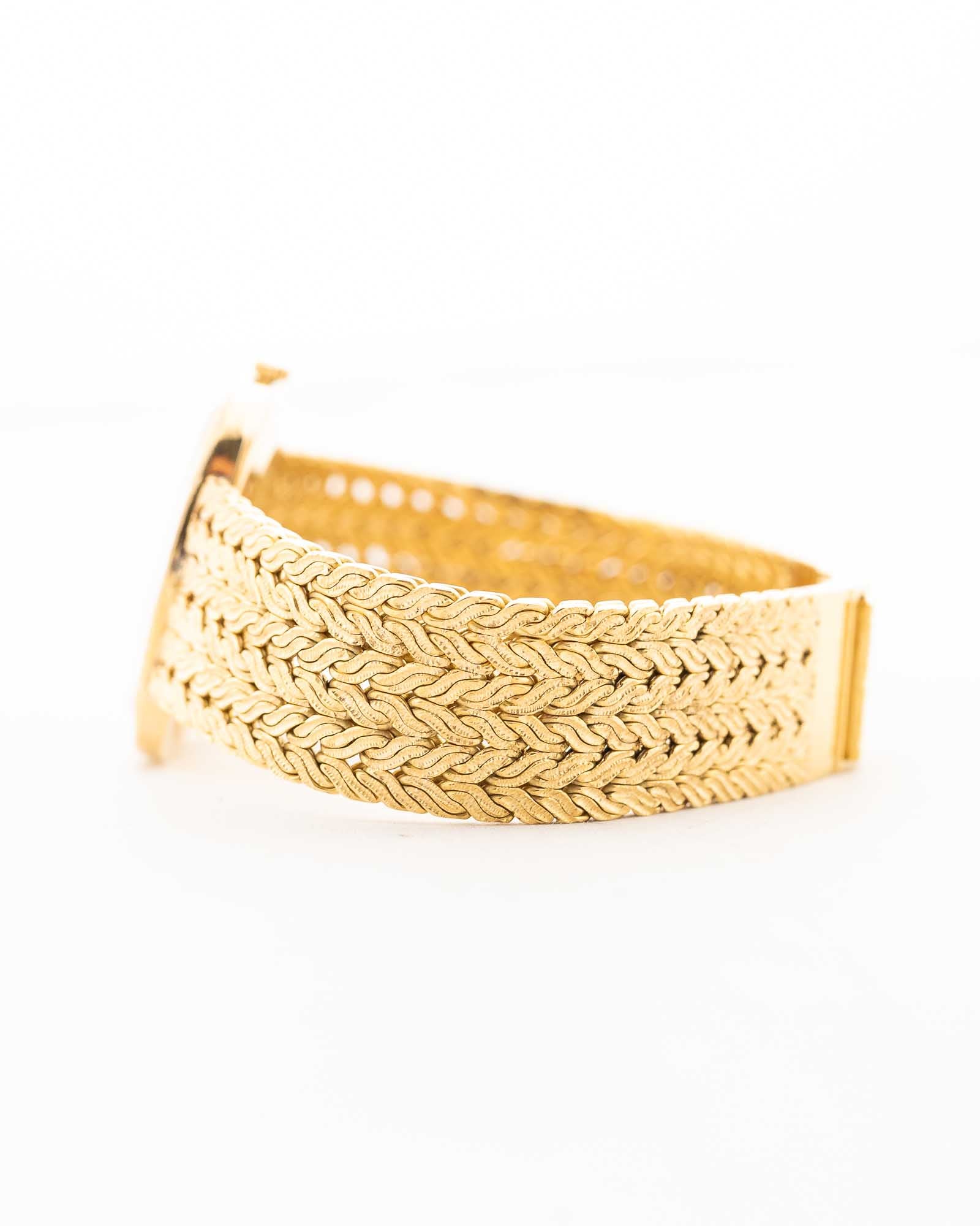 The Rare Caliber 24k Gold Addition With Unique Design ( People Attraction) p